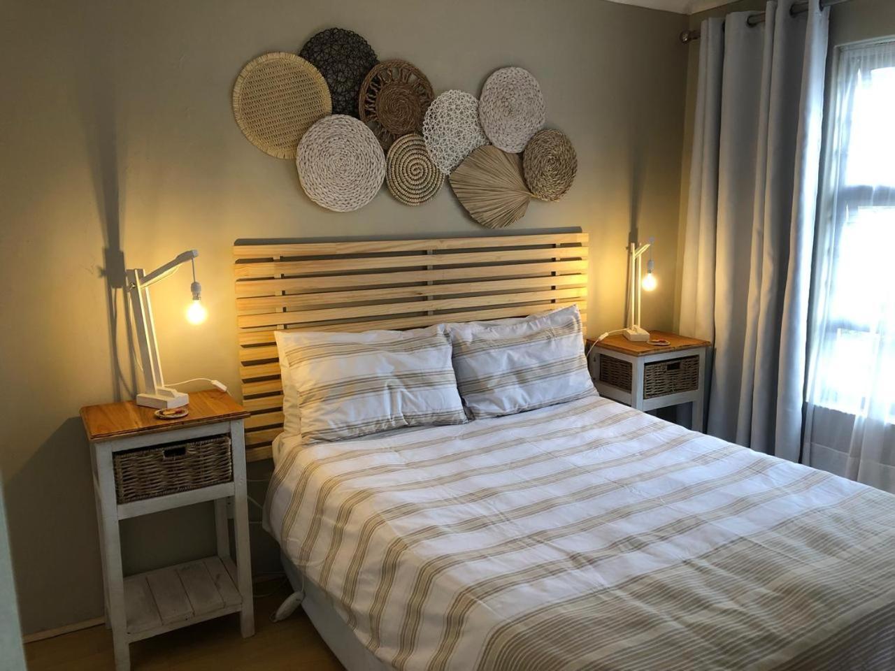 10 On Ou Kraal Apartment Edgemead Exterior photo